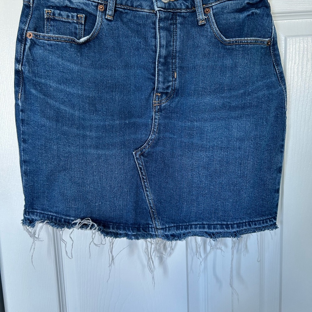 Denim Frayed Hem Skirt